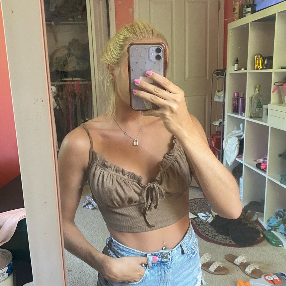 brown crop tank